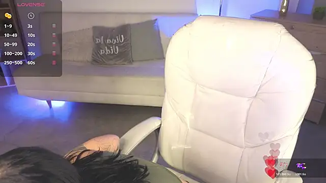 Nicole Foxx  online show from February 2026 07:37:01 PM