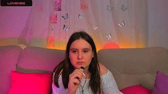 Snapshot of Chelsy_Berry chatting on February 2025 04:43:01 PM Chelsy Berry online show from February 2025 04:43:01 PM