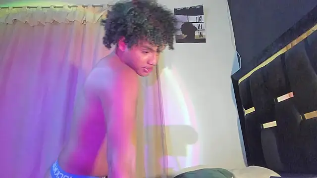 Snapshot of DanteAndKyle chatting on March 2026 01:39:01 AM DanteAndKyle online show from March 2026 01:39:01 AM