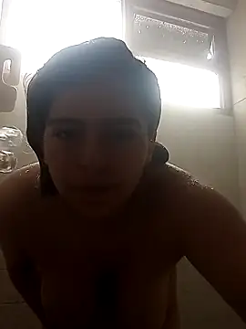 Kitten Cam online show from November 2025 03:55:02 PM