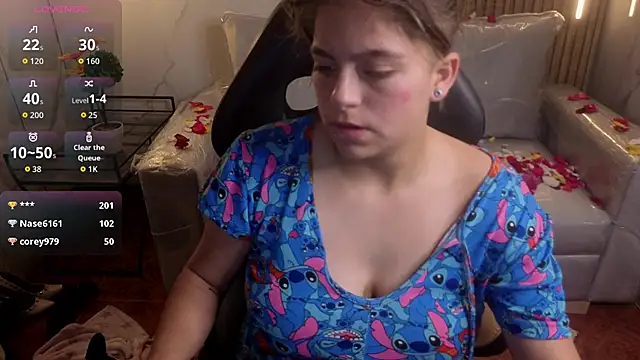 Snapshot of Kitten_Cam chatting on February 2026 10:48:02 AM Kitten Cam online show from February 2026 10:48:02 AM