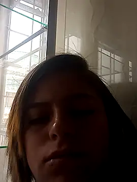 Kitten Cam online show from April 2026 05:28:02 PM