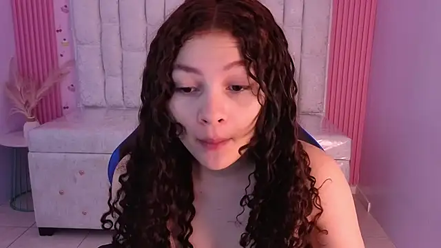 shalon diaz s online show from February 2026 01:00:02 PM