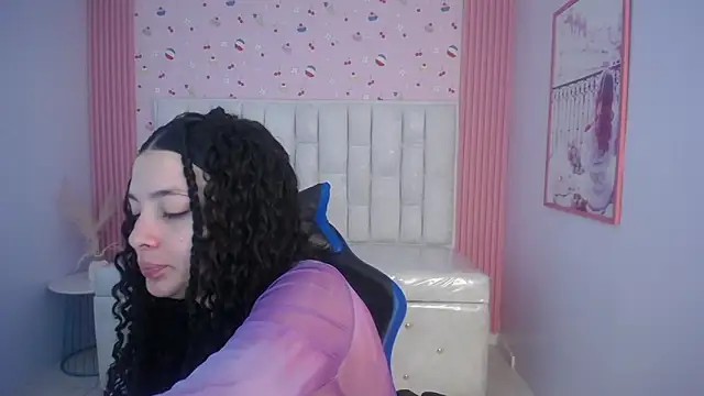 shalon diaz s online show from January 2026 01:04:02 PM