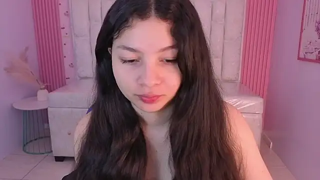 shalon diaz s online show from February 2026 01:00:01 PM