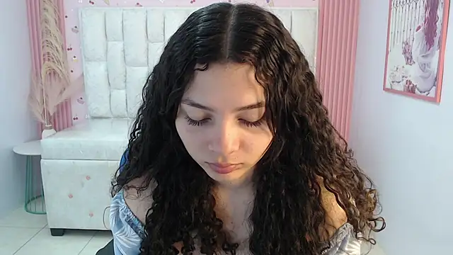 shalon diaz s online show from September 2025 01:07:02 PM