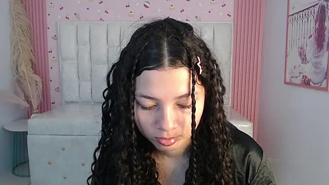 shalon diaz s online show from December 2025 01:10:02 PM