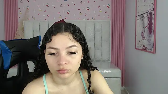 shalon diaz s online show from October 2025 01:23:01 PM