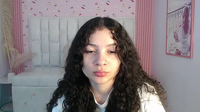 shalon diaz s online show from November 2025 01:22:01 PM