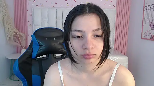 shalon diaz s online show from December 2025 01:26:02 PM