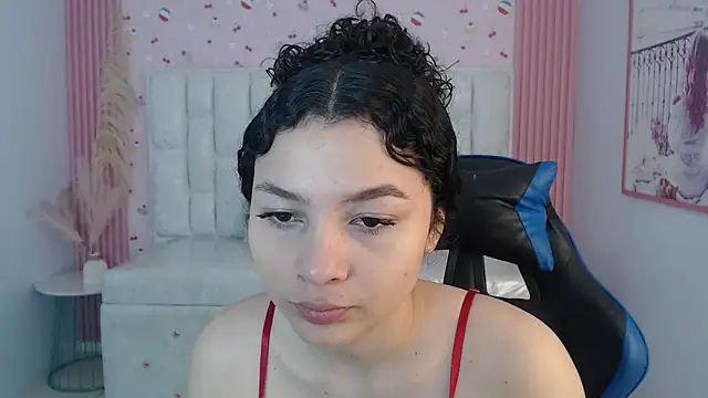 shalon diaz s online show from October 2025 01:03:02 PM