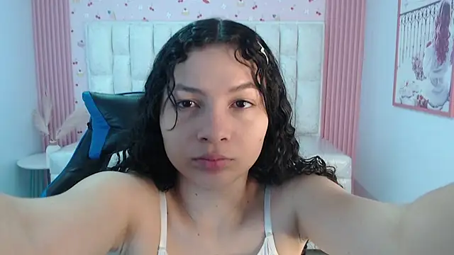 shalon diaz s online show from September 2025 01:03:02 PM
