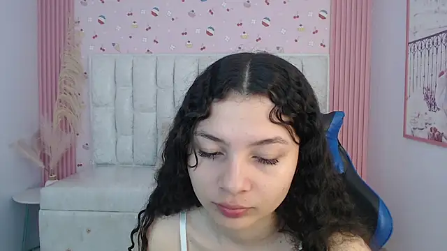 shalon diaz s online show from October 2025 01:33:02 PM