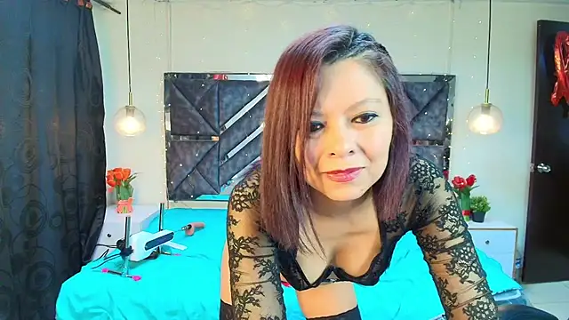 Snapshot of MysticMature chatting on July 2026 12:32:01 AM MysticMature online show from July 2026 12:32:01 AM