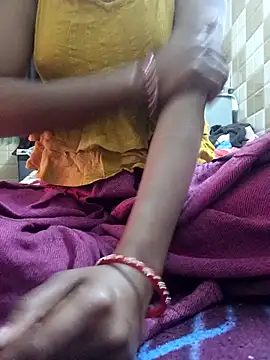 Snapshot of chocobbsimarn chatting on February 2025 05:35:01 PM chocobbsimarn online show from February 2025 05:35:01 PM