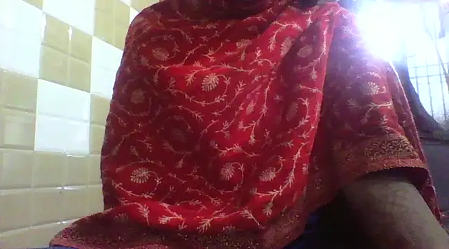 Snapshot of chocobbsimarn chatting on February 2025 12:08:01 PM chocobbsimarn online show from February 2025 12:08:01 PM