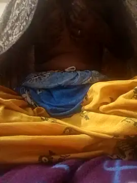 Snapshot of chocobbsimarn chatting on February 2025 11:45:01 PM chocobbsimarn online show from February 2025 11:45:01 PM