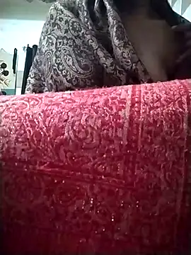 Snapshot of chocobbsimarn chatting on January 2025 07:57:01 PM chocobbsimarn online show from January 2025 07:57:01 PM