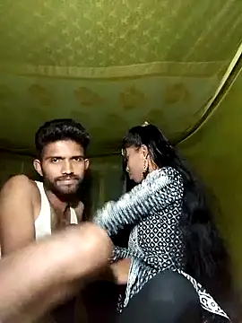 Hot couple 1 online show from March 2025 05:23:01 PM