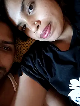 Hot couple 1 online show from April 2026 05:38:01 PM