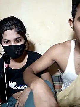 Hot couple 1 online show from October 2025 05:46:01 PM