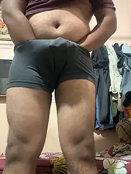 hireom55 online show from April 2026 06:14:02 PM