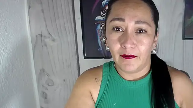 JULIANAWET69 online show from October 2025 01:03:02 AM