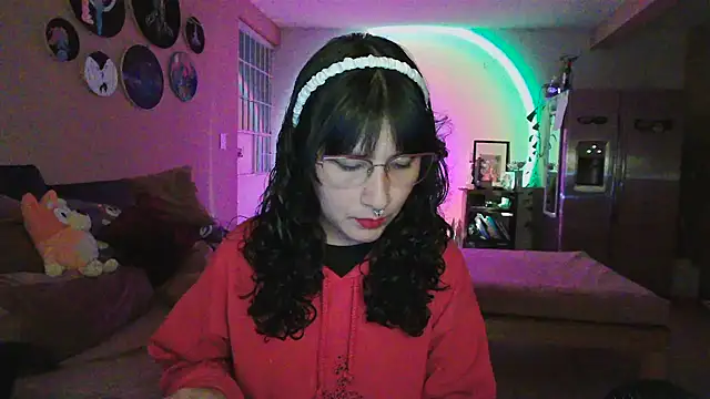 Snapshot of GinnyDelice chatting on January 2026 02:51:02 AM GinnyDelice online show from January 2026 02:51:02 AM