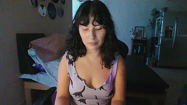 Snapshot of GinnyDelice chatting on October 2025 12:12:01 AM GinnyDelice online show from October 2025 12:12:01 AM