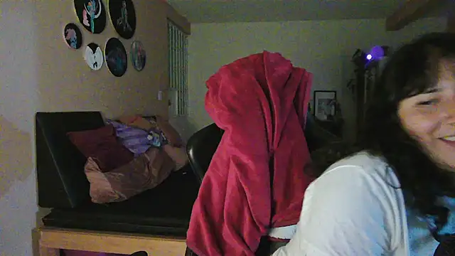 Snapshot of GinnyDelice chatting on September 2025 02:01:02 AM GinnyDelice online show from September 2025 02:01:02 AM
