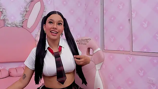 LIA SWAN  online show from November 2025 03:45:01 AM