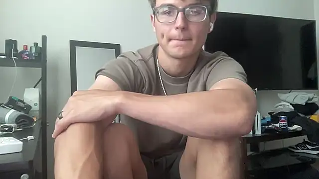 Snapshot of ryan_28747 chatting on June 2026 10:44:02 PM ryan 28747 online show from June 2026 10:44:02 PM