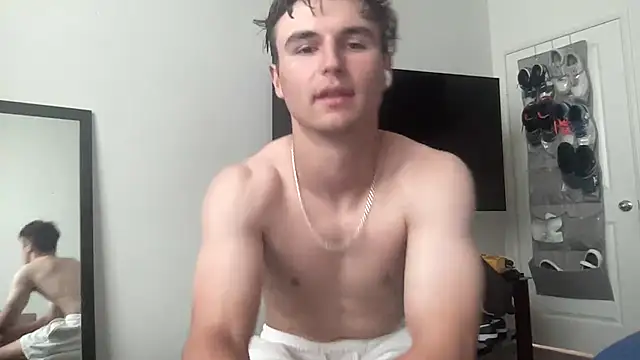 Snapshot of ryan_28747 chatting on June 2026 11:24:02 PM ryan 28747 online show from June 2026 11:24:02 PM