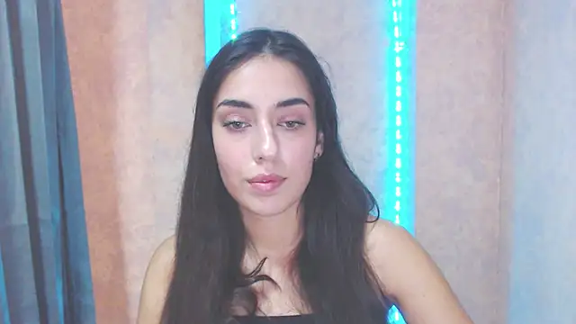 Snapshot of Lovelllyy chatting on October 2025 10:38:02 AM Lovelllyy online show from October 2025 10:38:02 AM