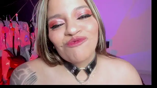 victoria  floyd online show from October 2025 09:04:02 PM