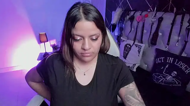 victoria  floyd online show from April 2026 01:07:02 AM