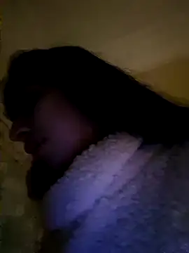 Snapshot of majdolin78 chatting on March 2025 08:03:02 PM majdolin78 online show from March 2025 08:03:02 PM