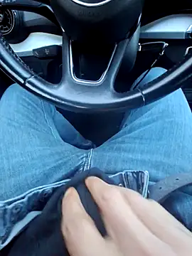 Nzino1983 online show from March 2026 04:53:01 PM