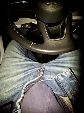 Nzino1983 online show from March 2026 06:29:02 PM