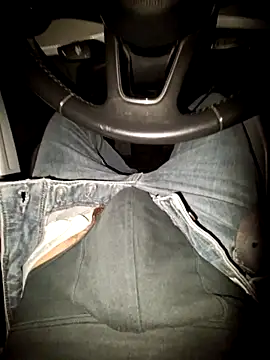 Nzino1983 online show from March 2026 06:09:01 PM