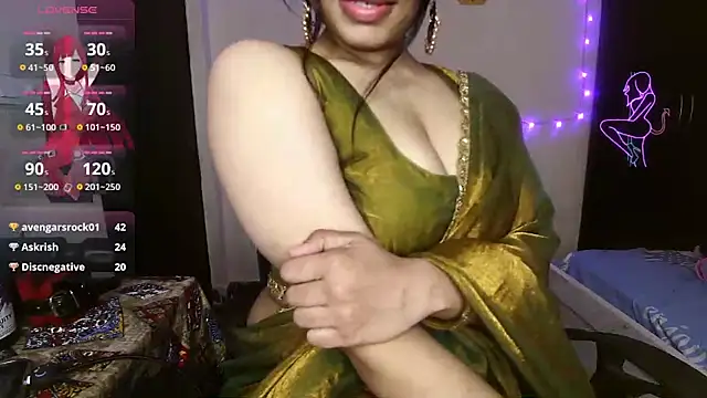 Snapshot of night_queen07 chatting on November 2025 10:38:02 AM night queen07 online show from November 2025 10:38:02 AM