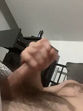 Snapshot of wyattstone chatting on December 2025 12:23:01 AM wyattstone online show from December 2025 12:23:01 AM