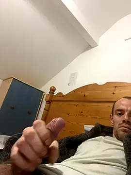 Snapshot of wyattstone chatting on November 2025 01:55:02 AM wyattstone online show from November 2025 01:55:02 AM