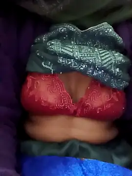 Snapshot of Sexy_Tanya69 chatting on December 2025 01:31:01 AM Sexy Tanya69 online show from December 2025 01:31:01 AM