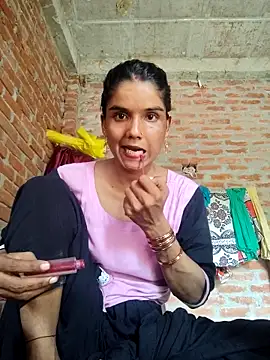 Snapshot of Sexy_Tanya69 chatting on September 2025 05:57:01 AM Sexy Tanya69 online show from September 2025 05:57:01 AM