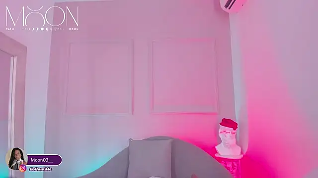 tatii moon online show from December 2025 05:23:02 AM