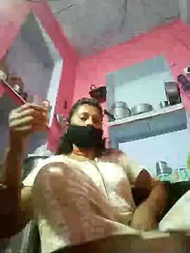 Snapshot of Bhavya_Bhan chatting on November 2025 02:04:01 AM Bhavya Bhan online show from November 2025 02:04:01 AM
