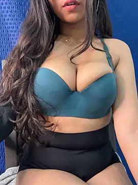 Sofia3393 online show from February 2026 10:40:01 PM