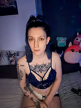 LiaPiaculum online show from March 2025 11:49:02 PM