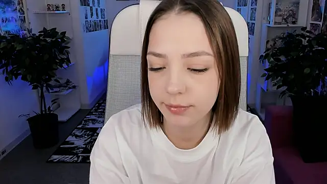 PamBeesly online show from October 2025 08:26:01 AM